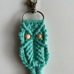 Porte-clés chouettes en macramé