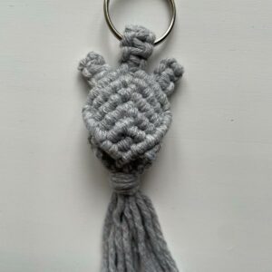 Porte-clés tortue en macramé