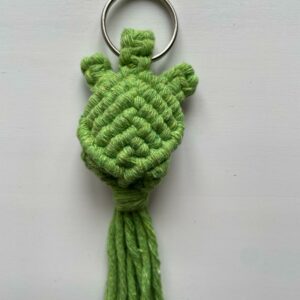 Porte-clés tortue en macramé