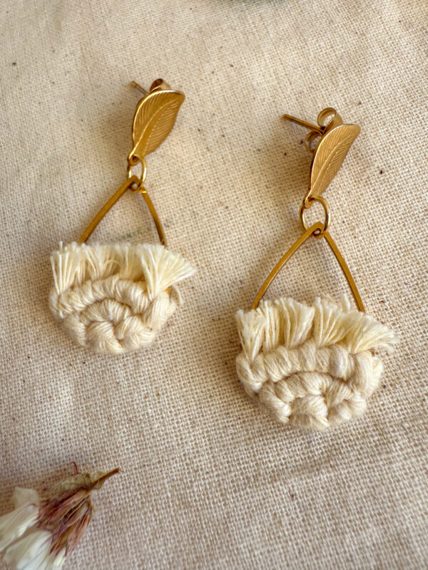 Boucles d’oreilles « Ondine » - Butter Yellow – Image 2