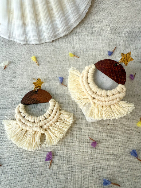 Boucles d'oreilles "Lunaria" - Butter Yellow – Image 2