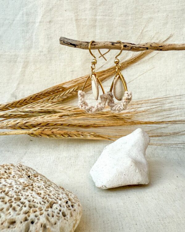 Boucle d'oreilles "Brin de vie" - Golden wram beige