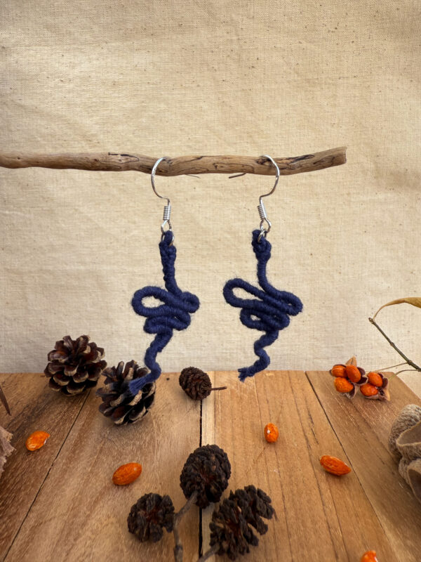Boucles d’oreilles « Manasa » – Ink Blue – Image 2