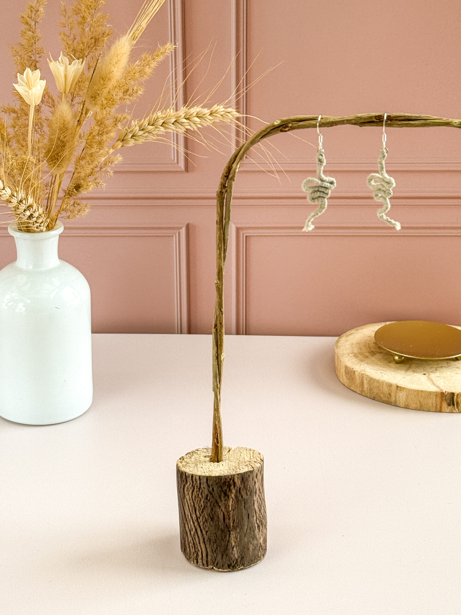 Boucles d'oreilles "Manasa" - Pâle Olive – Image 3